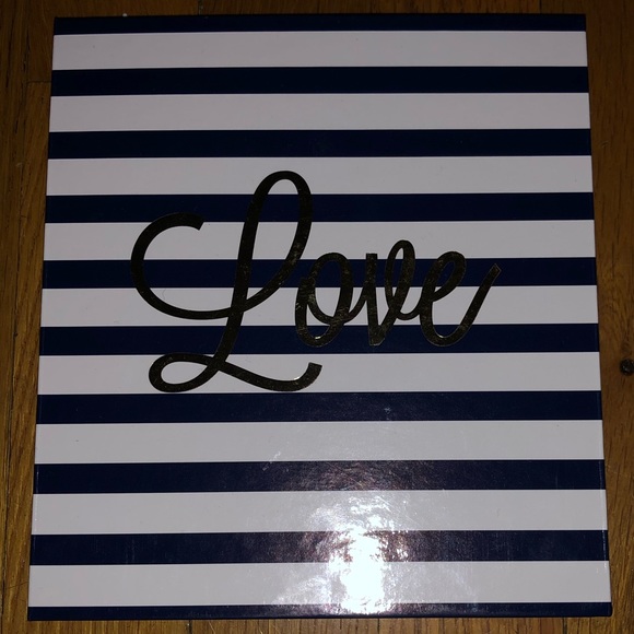 NWT Everything Make Up Book Box Claire’s - Picture 2 of 8